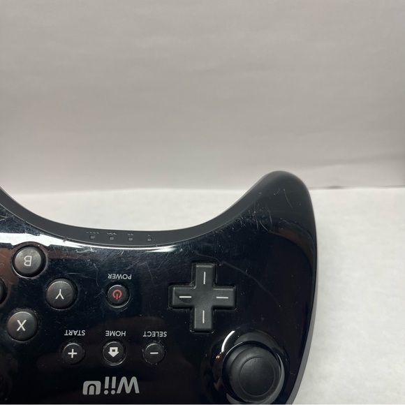 Nintendo WUP-005 Wii U Pro Controller - Tested - Picture 6 of 7